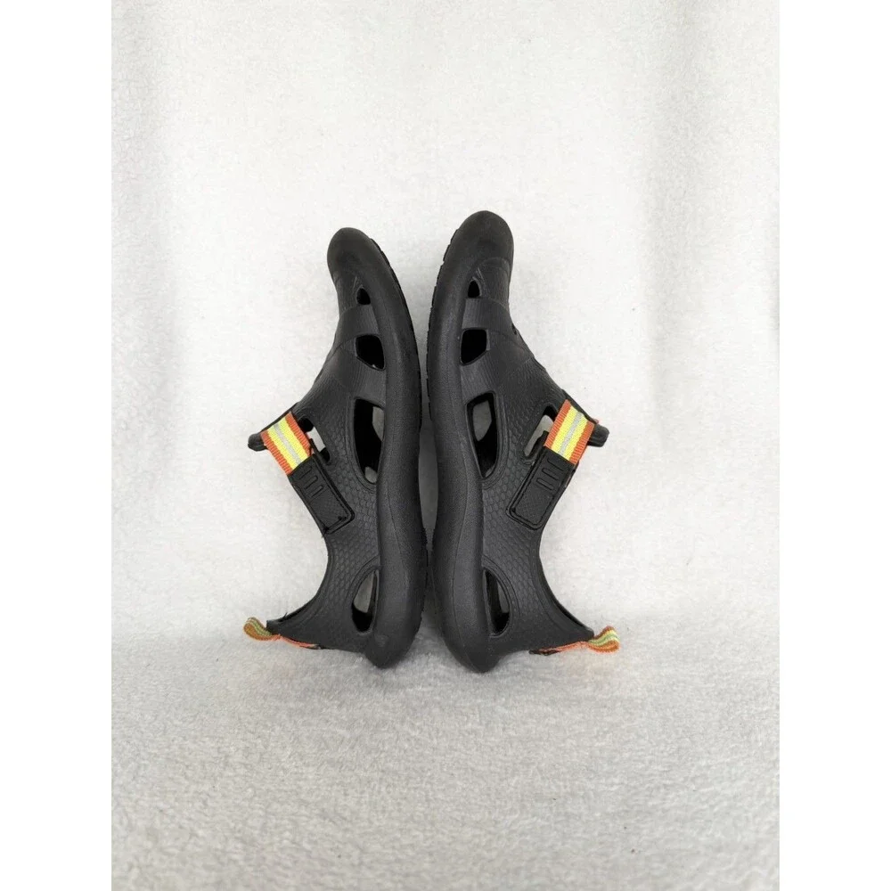 Childrens place Toddler boy shoes size 11 Casual Sandals Play Black